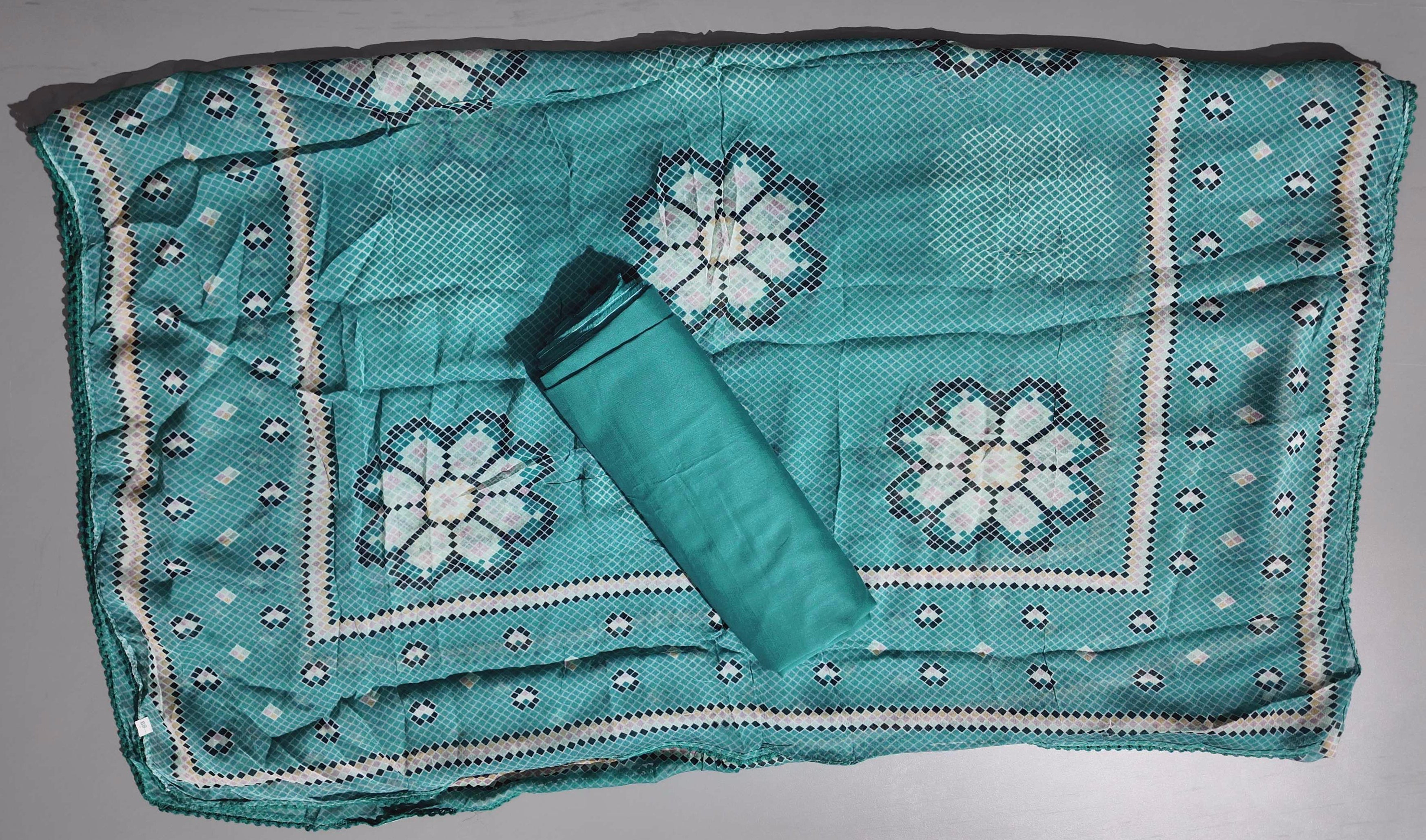 Turquoise Dream: Geometric Unstitched Suit Delight