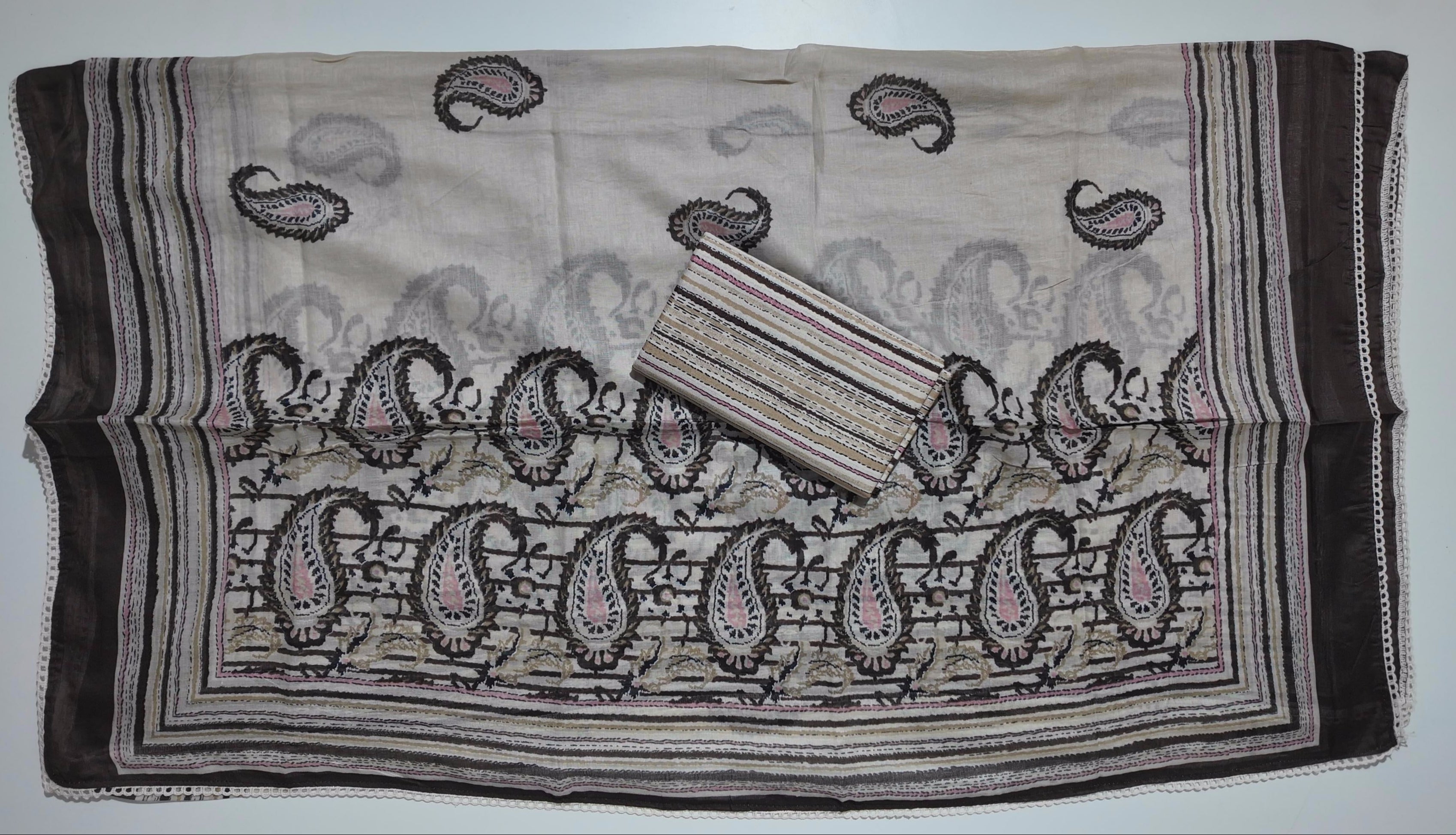 Artisan-Embroidered Paisley Elegance Unstitched Suit