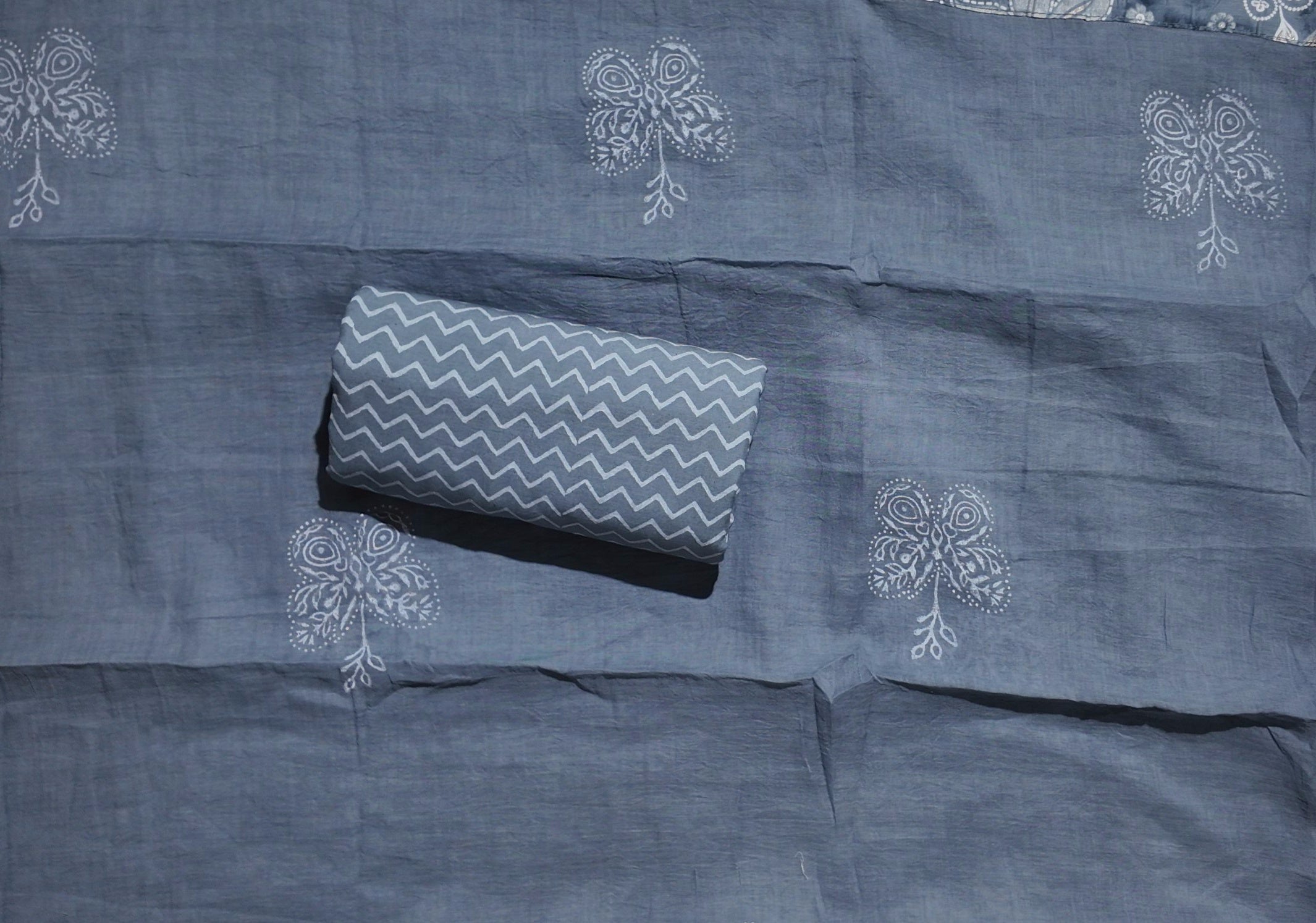 Artisan's Blue Serenade: Handcrafted Unstitched Suit