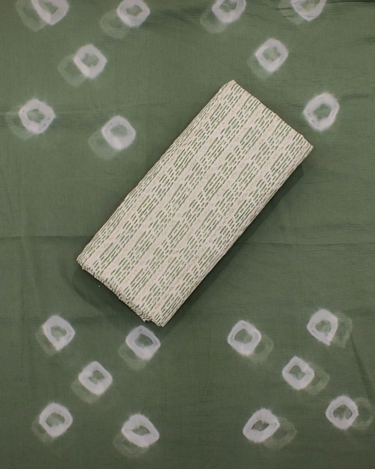 Barcode D0012518500 - Category 5