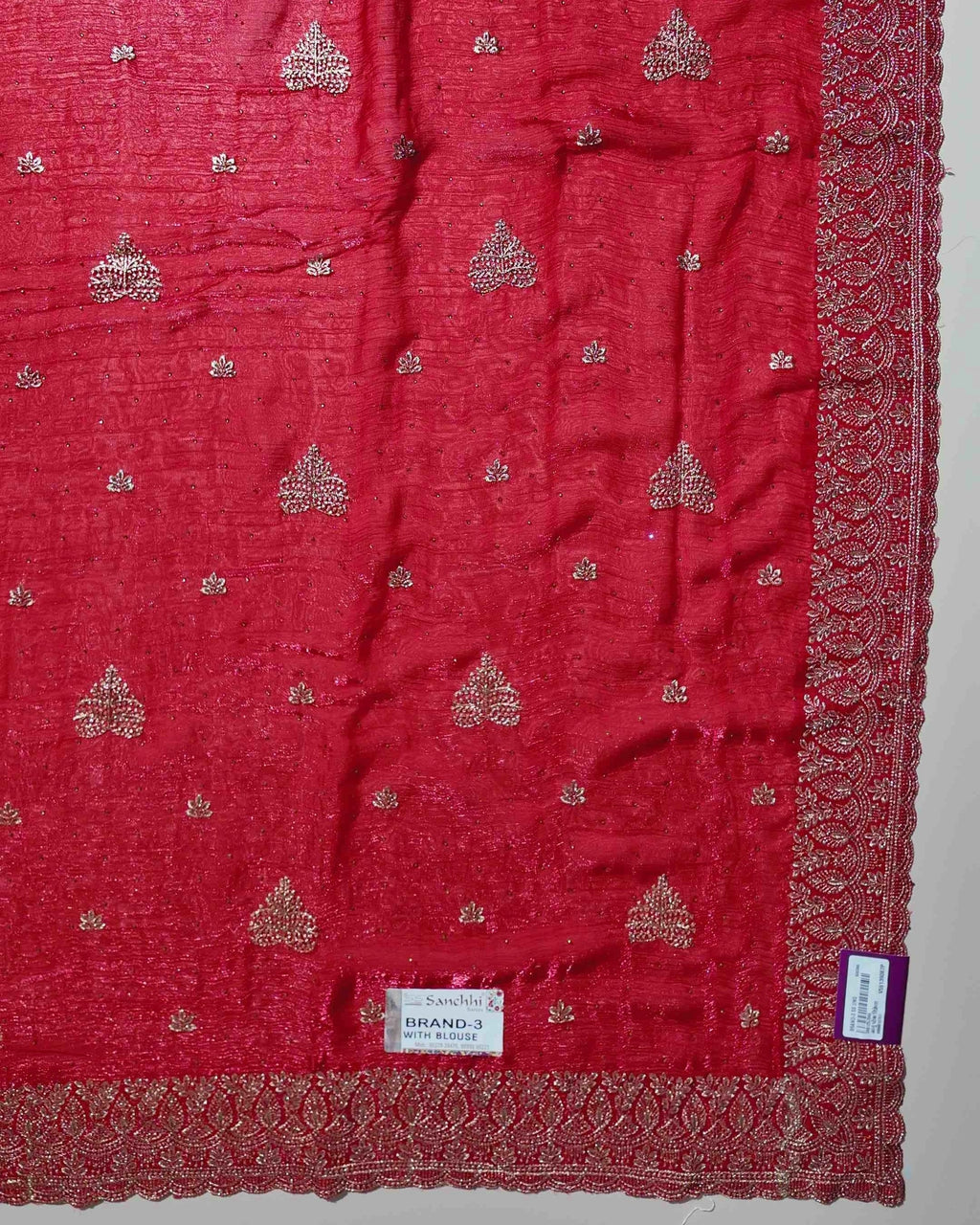 Elegant Red Embroidered Saree with Blouse - Red - Picture 2