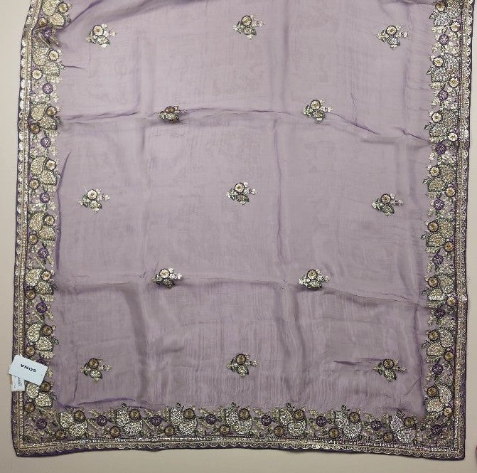 Elegant Purple Floral Embroidered Saree - Purple - Picture 2