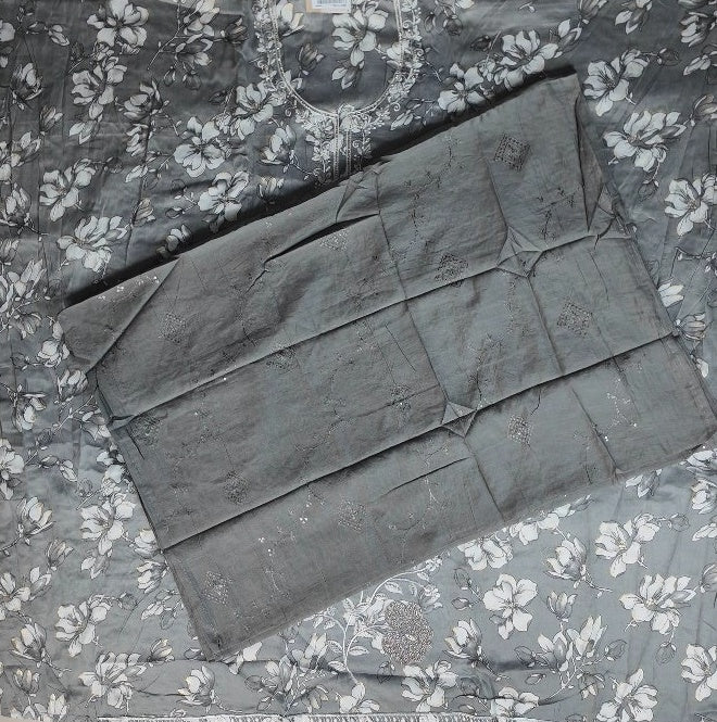 Elegant Grey Floral Embroidered Kurta Set - Gray - Picture 4