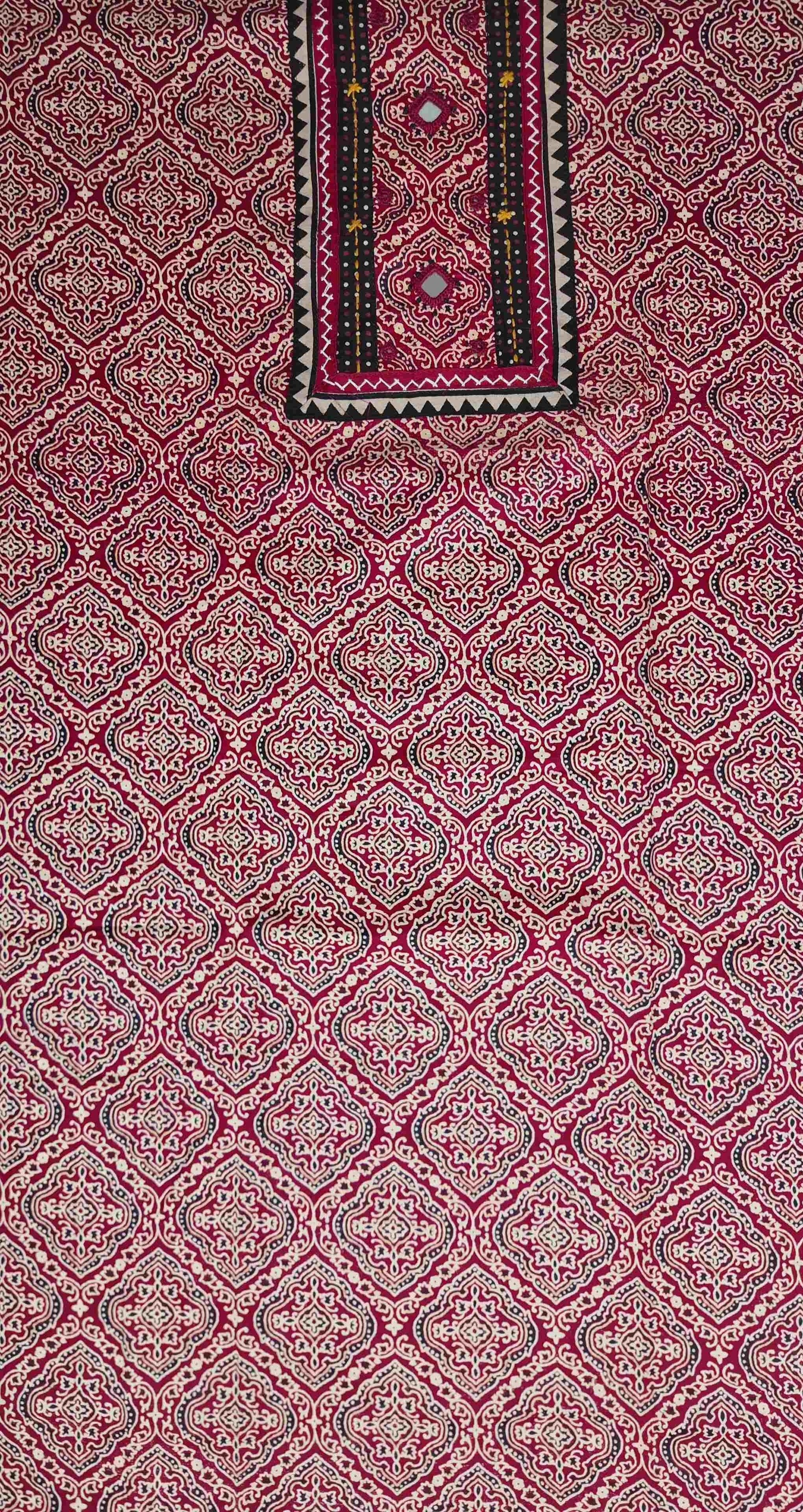 Vibrant Red Bandhani Print Salwar Suit Set - Red - Picture 3