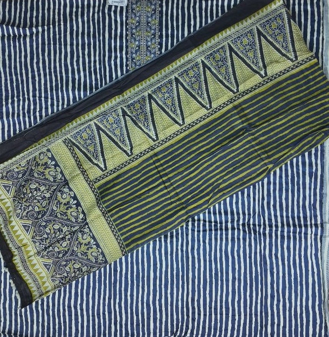 Navy Blue Floral Embroidered Cotton Kurta Set - Navy blue - Picture 4