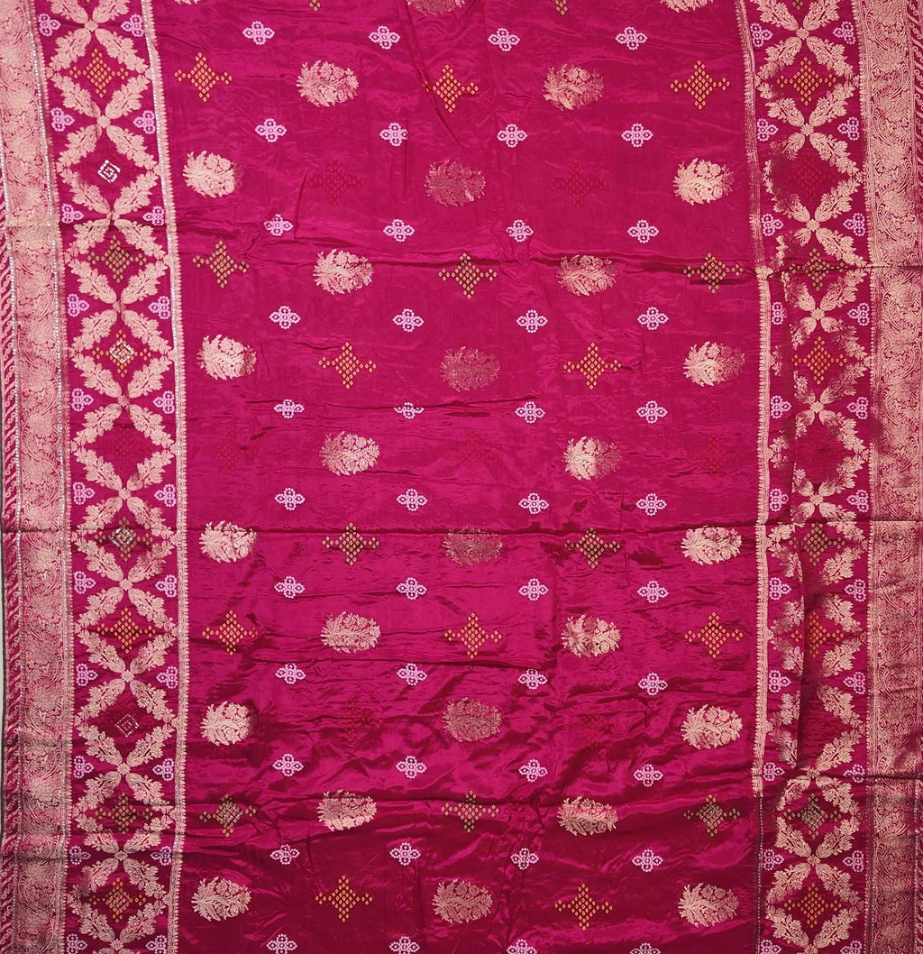 Radiant Magenta Banarasi Silk Saree with Zari Weave - Magenta - Picture 5