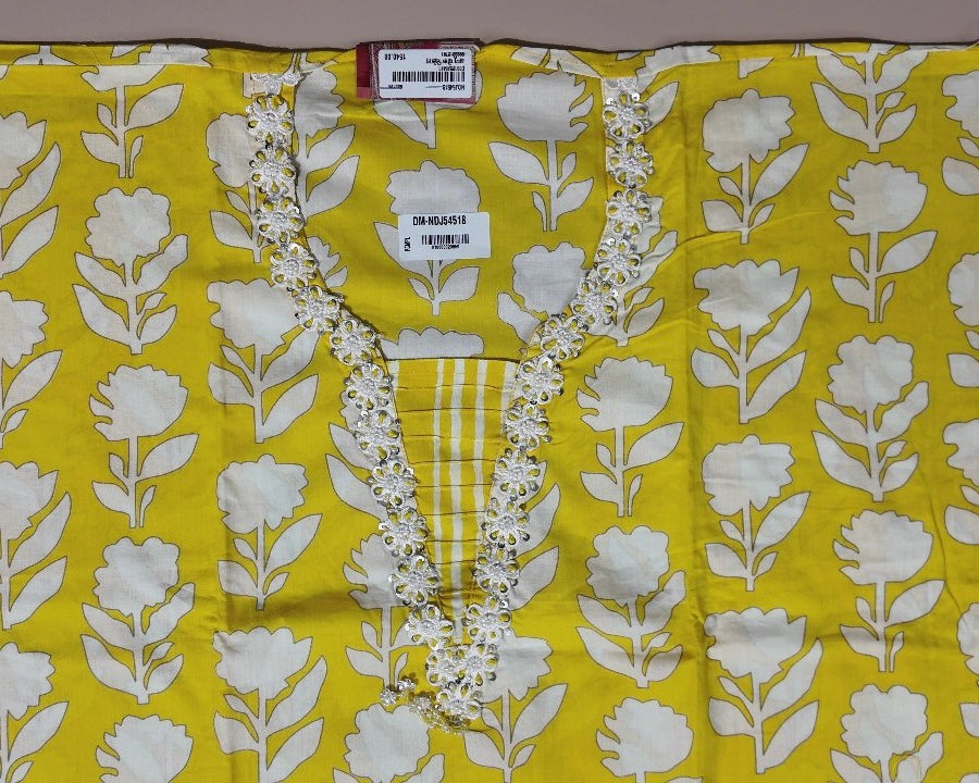 Sunny Yellow Floral Kurta Set with Lace - Yellow - Picture 2