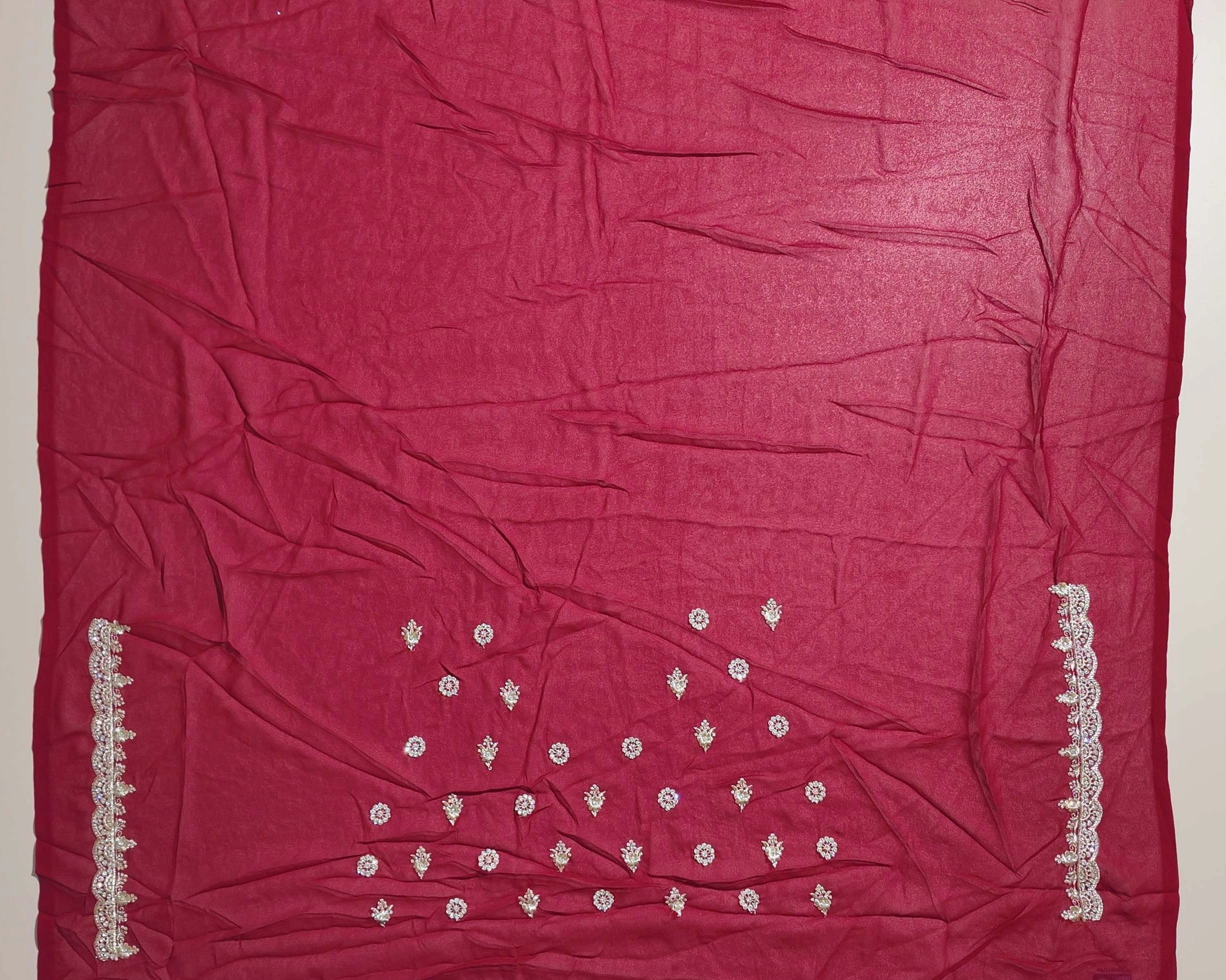 Crimson Elegance: Embroidered Silk Saree - Red - Picture 5