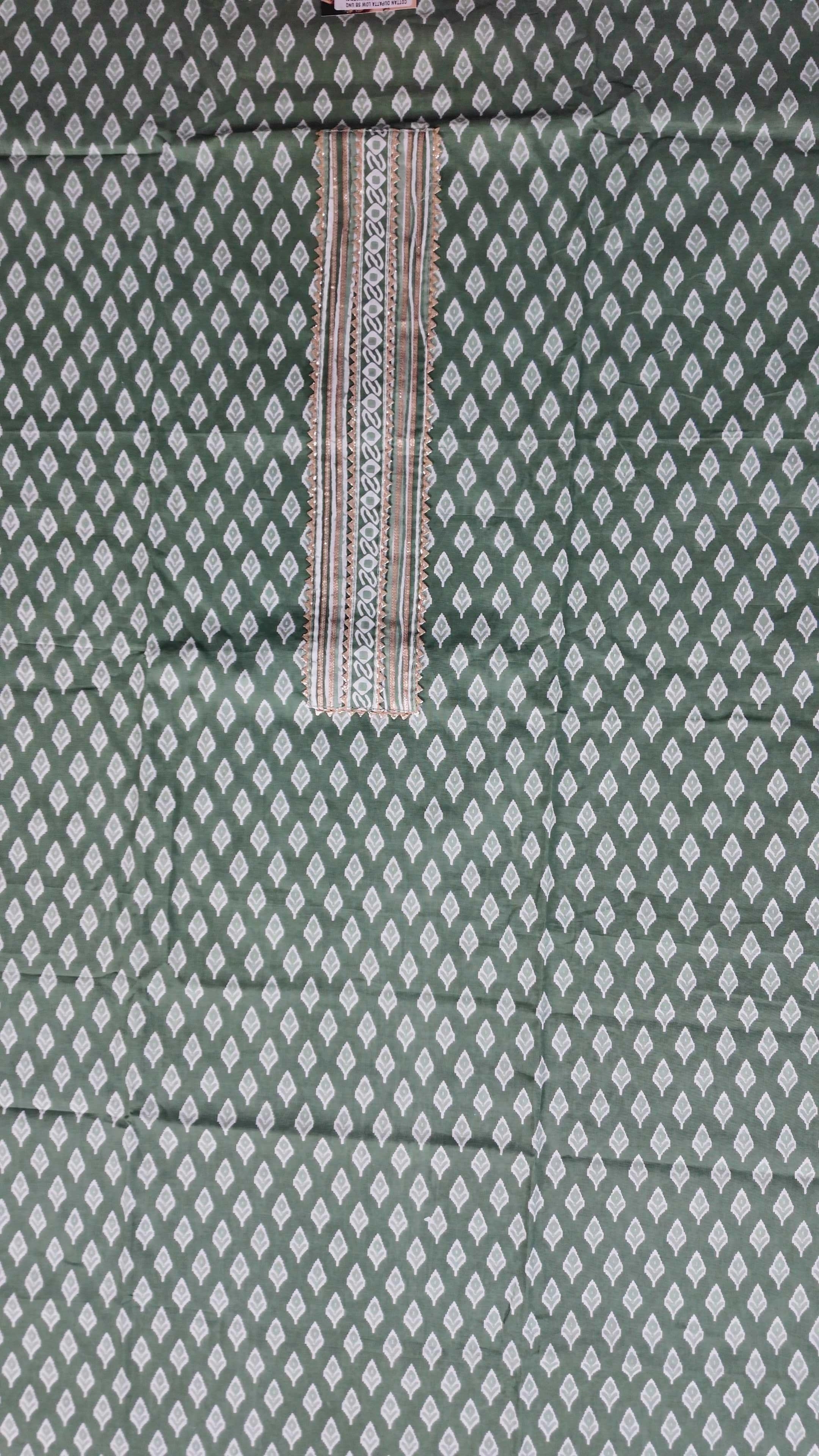 Emerald Green Ethnic Kurta Set with Intricate Patterns - Green - Picture 3