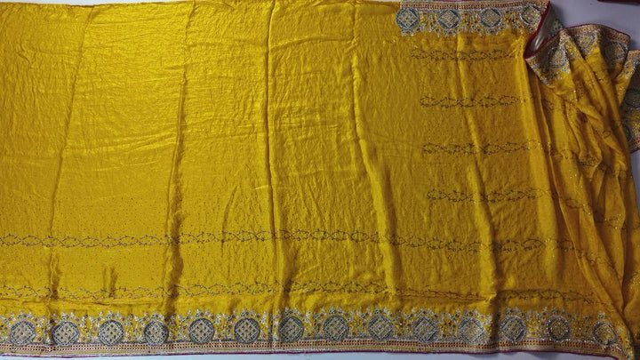 undefined - Yellow - Picture 4