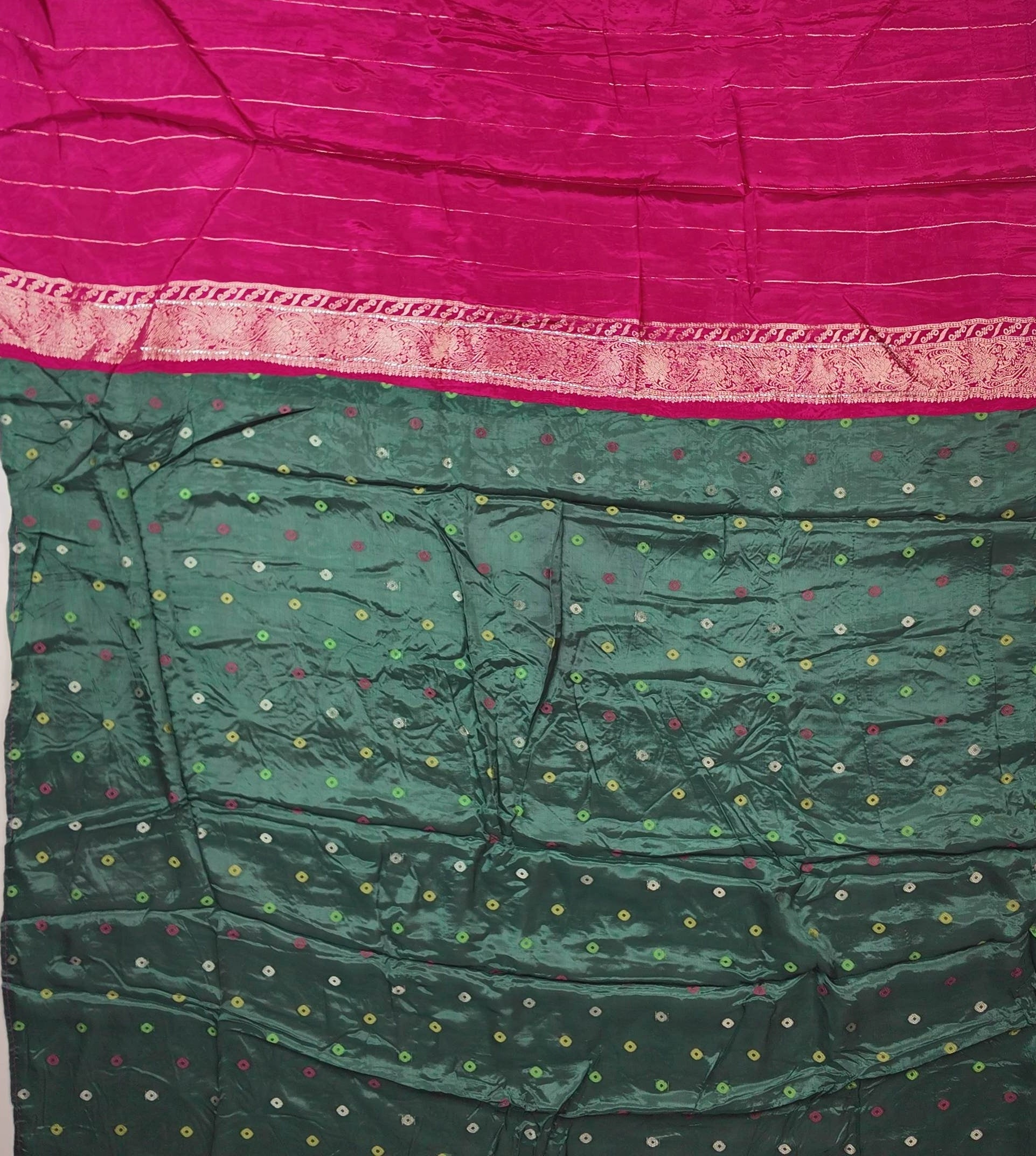 Radiant Magenta Banarasi Silk Saree with Zari Weave - Magenta - Picture 2