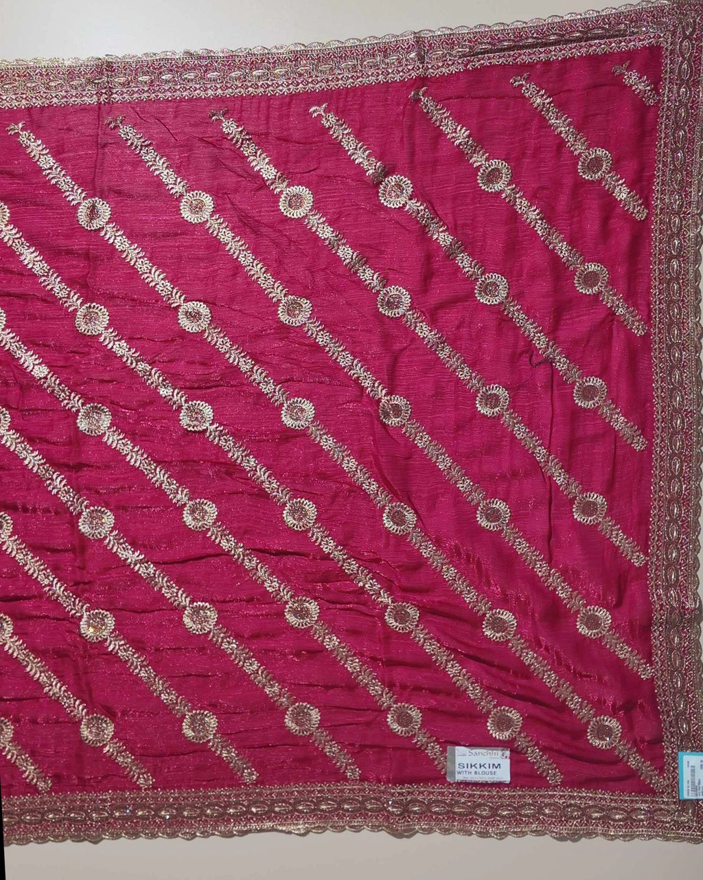 Elegant Red Silk Saree with Gold Embroidery - Red - Picture 2