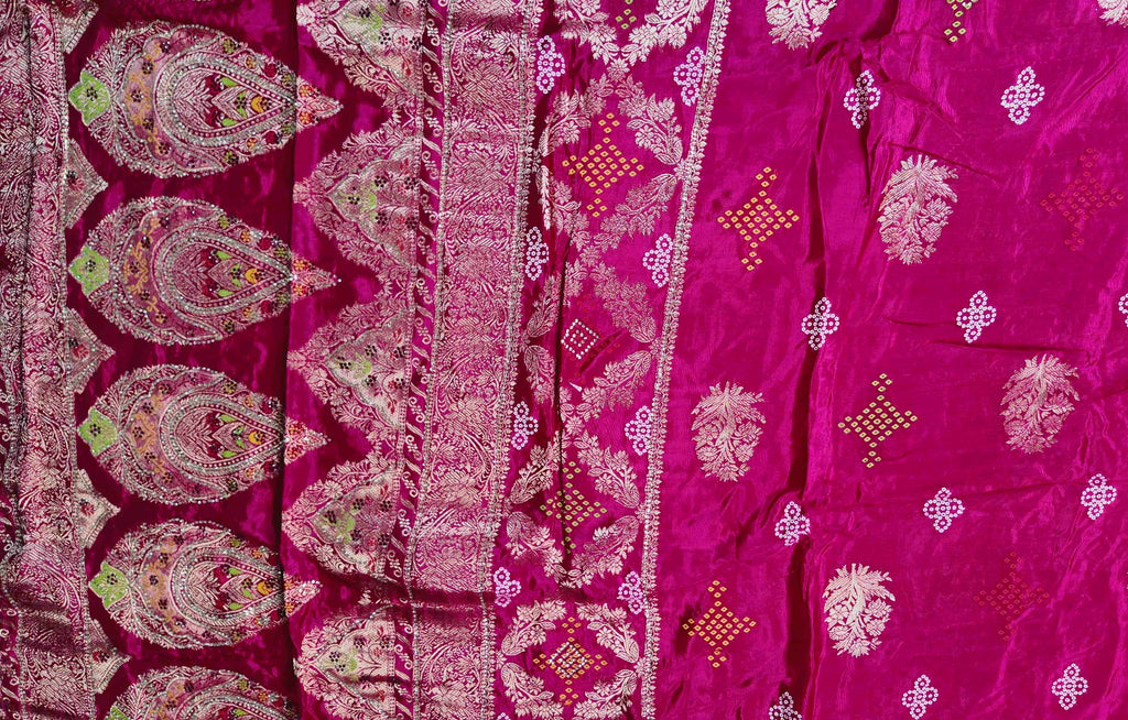 Radiant Magenta Banarasi Silk Saree with Zari Weave - Magenta - Picture 3
