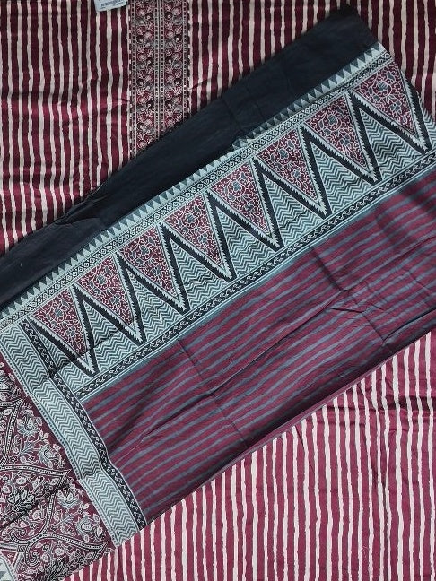 Elegant Maroon Striped Kurta Set with Embroidery - Maroon - Picture 4
